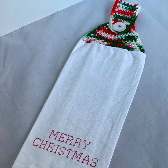 Crochet Top Hanging Merry Christmas Flour Sack Kitchen Towel - Picture 1 of 8